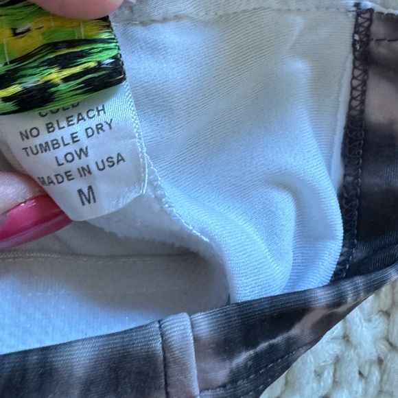 Kortni Jeane original latter back top - Picture 3 of 4